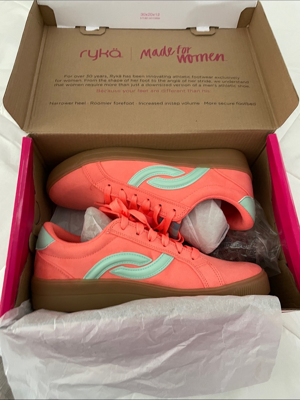 Ryka Women Coral Pink Casual Sneakers with Mint Accent NWT in box